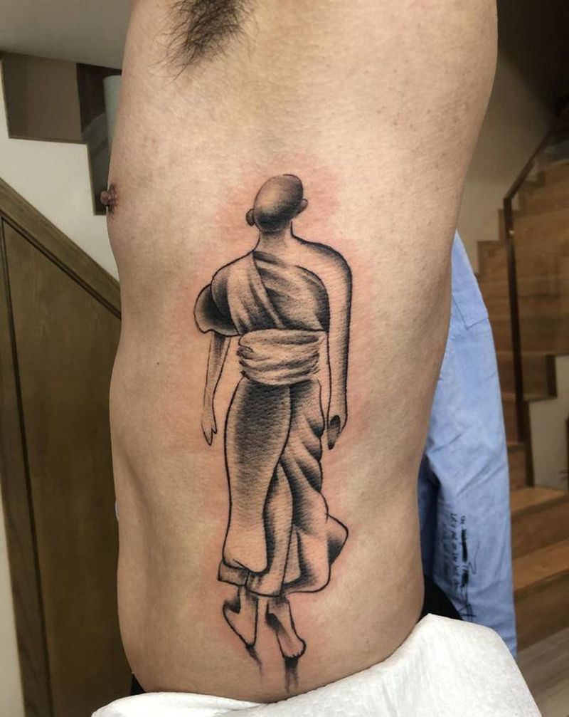 信仰纹身图片_腰部老传统纹身图案