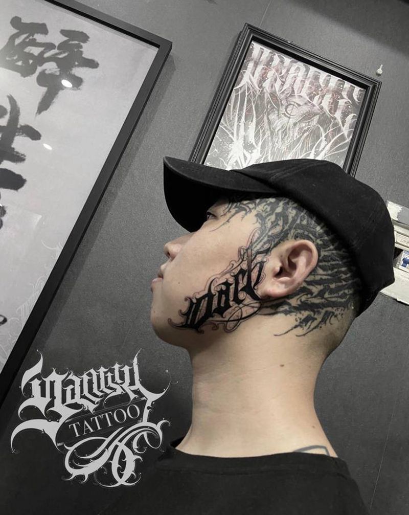 侧脸花体字纹身图片_花体字纹身图案