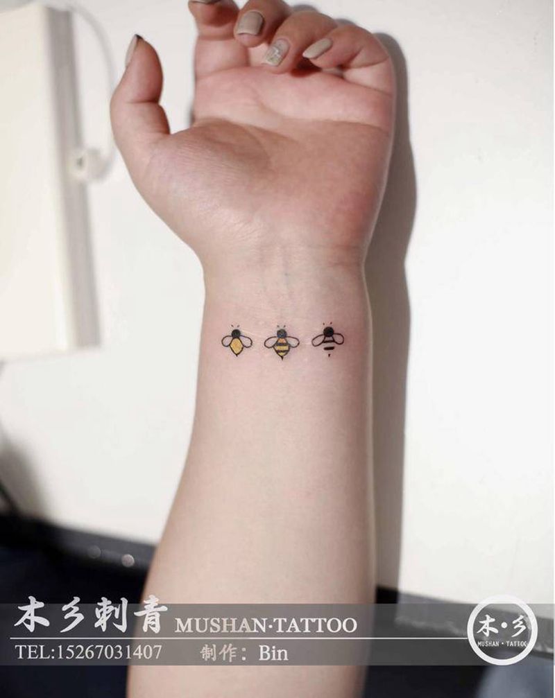 小蜜蜂2纹身图片_手臂纹身图案