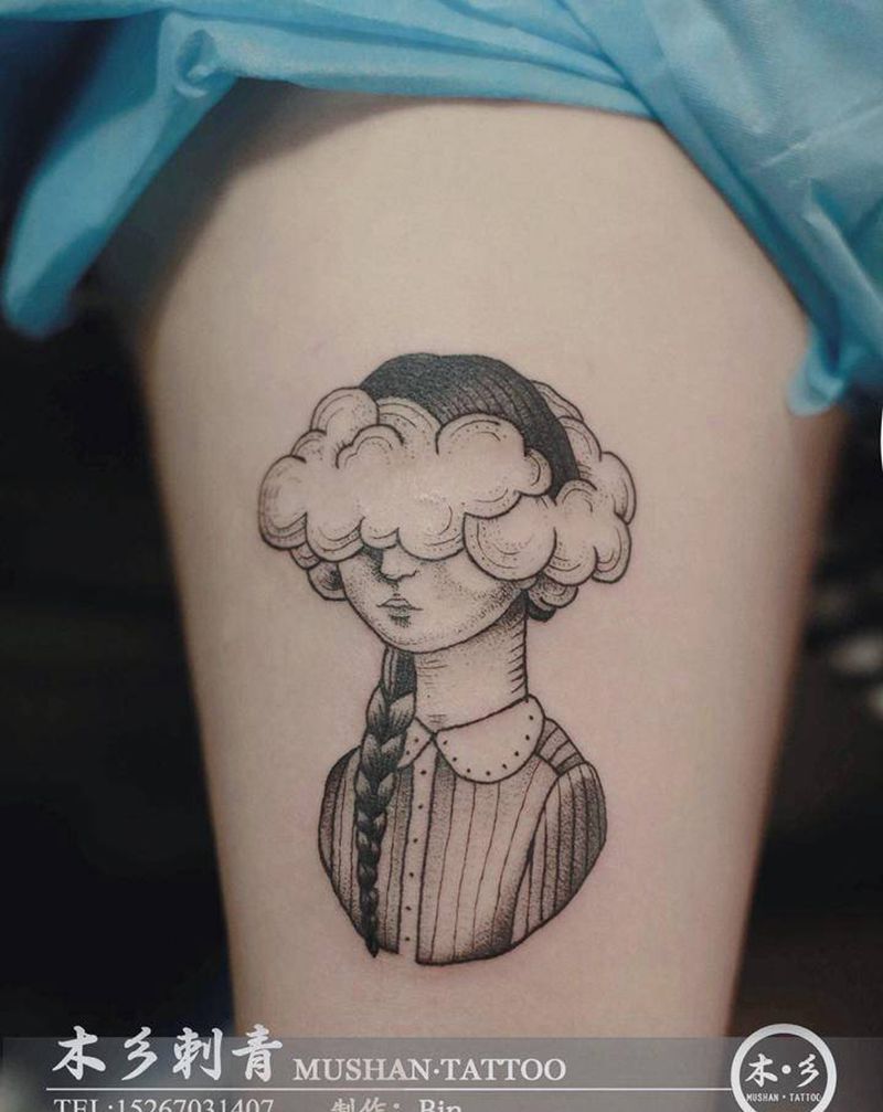 人物纹身图片_腿部点刺纹身图案