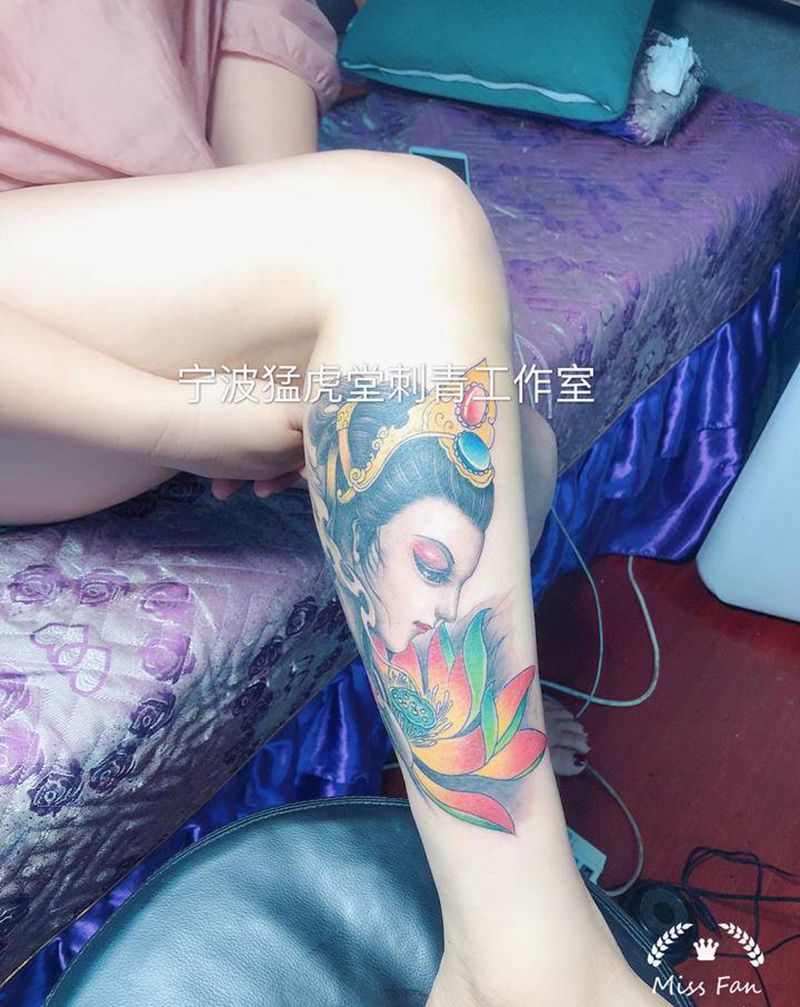 艺妓纹身图片_背部腿部老传统新传统纹身图案