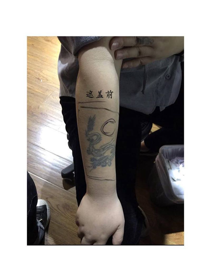 遮盖旧图纹身图片_手部手臂新传统荷花纹身图案