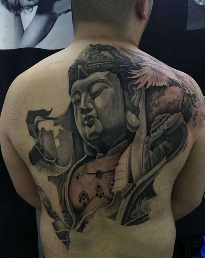 未完待续纹身图片_背部欧美写实佛满背佛纹身图案