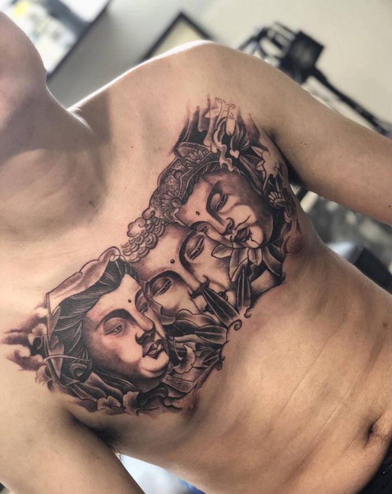 乳纹身图片_胸部纹身图案