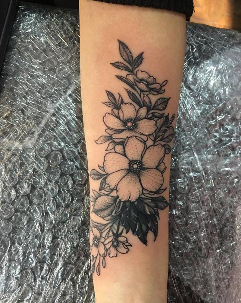 遮盖旧纹身纹身图片_手臂手部点刺素花纹身图案