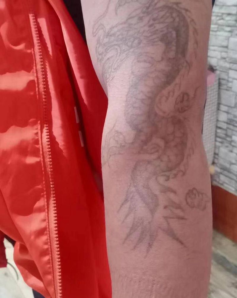 鲤鱼遮盖旧纹身纹身图片_手臂新传统鱼纹身图案