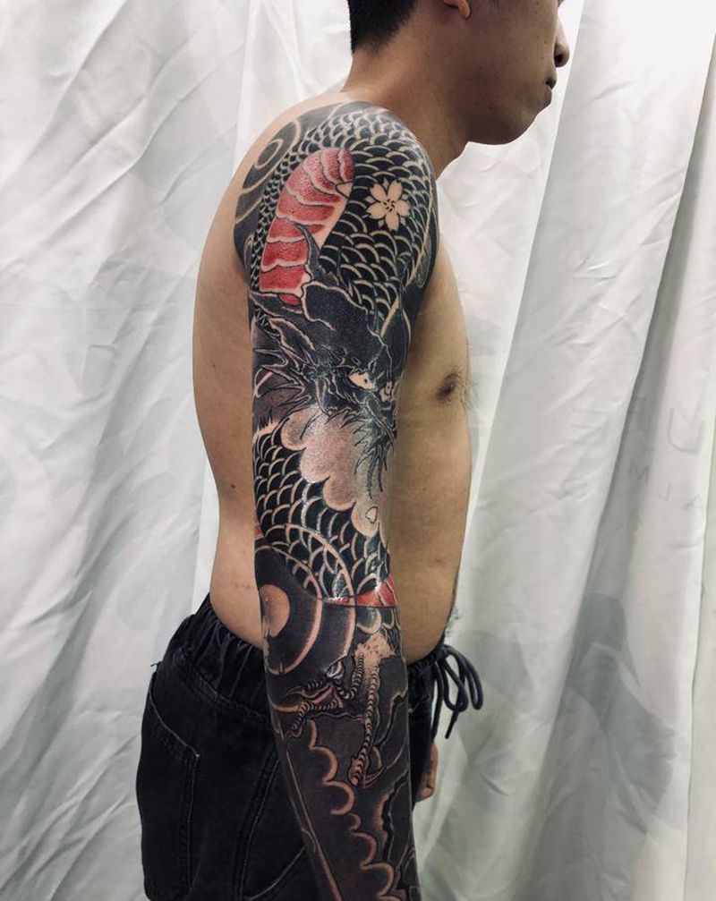 小臂遮盖纹身图片_手臂老传统纹身图案