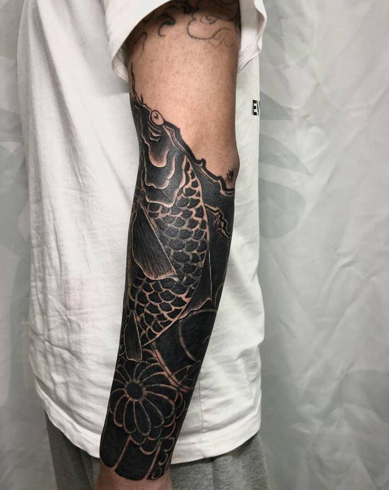 暴力遮盖纹身图片_手臂老传统纹身图案