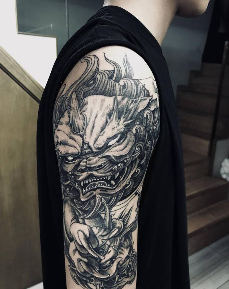 唐狮纹身图片_手臂老传统纹身图案