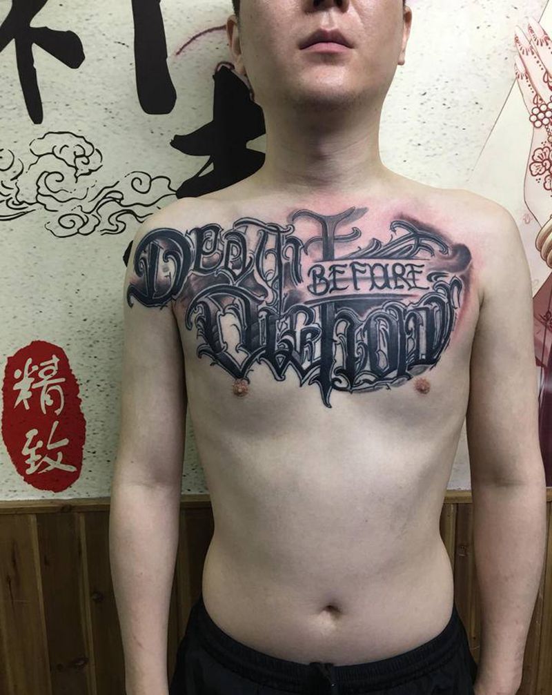 修改其卡诺花胸纹身图片_胸部花体字纹身图案