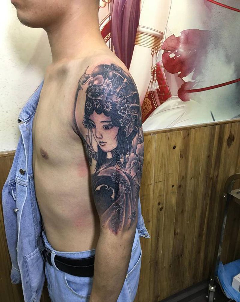 花旦遮盖疤痕纹身图片_手臂新传统纹身图案