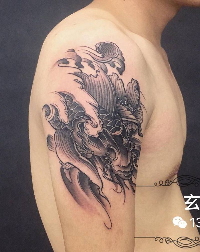 鱼纹身图片_手臂纹身图案