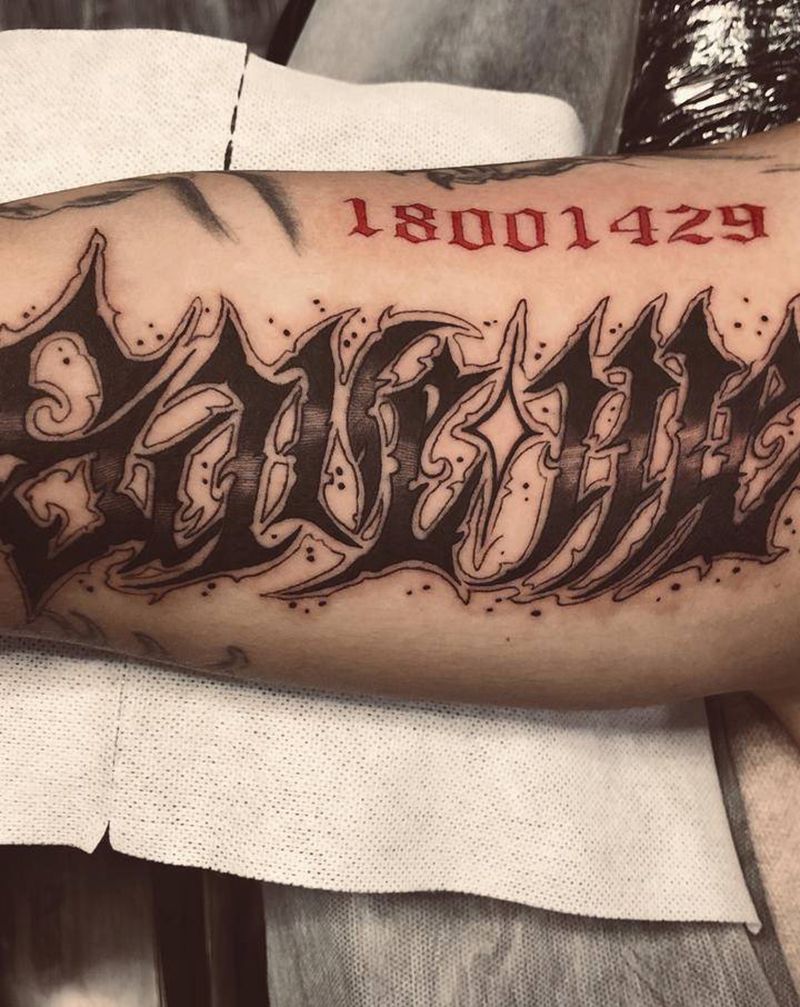 奇卡诺纹身图片_花体字纹身图案