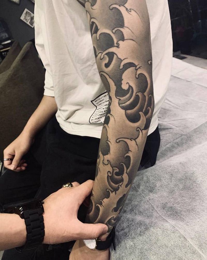 恢复一年了纹身图片_老传统纹身图案