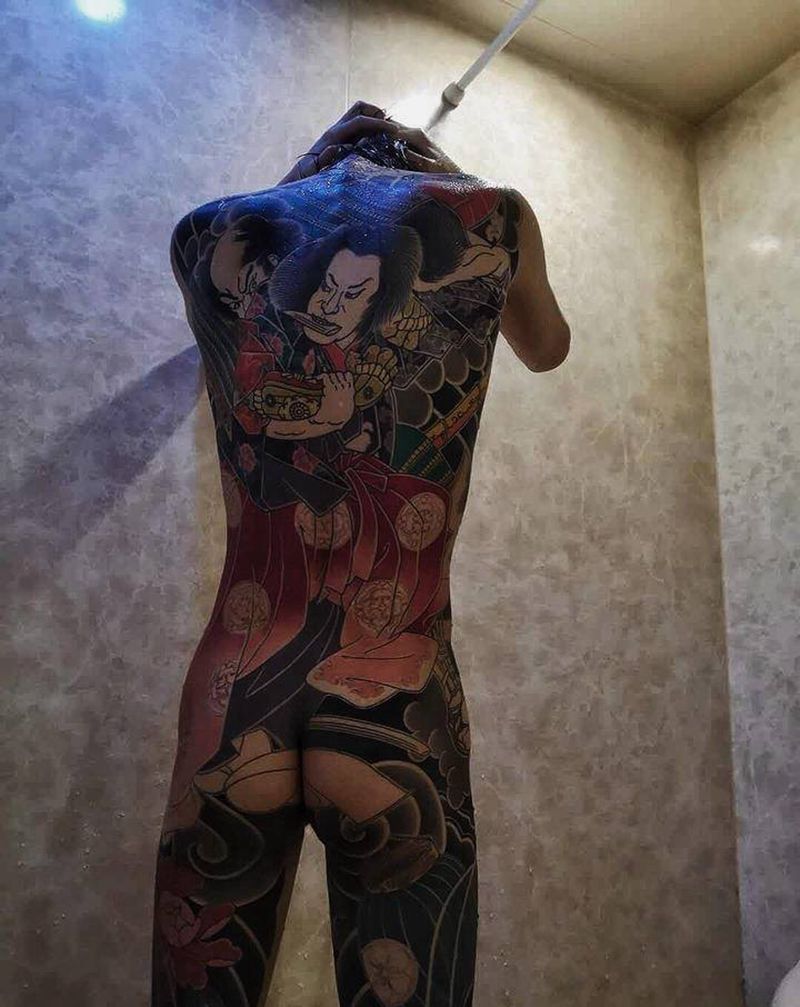 武士纹身图片_背部老传统纹身图案