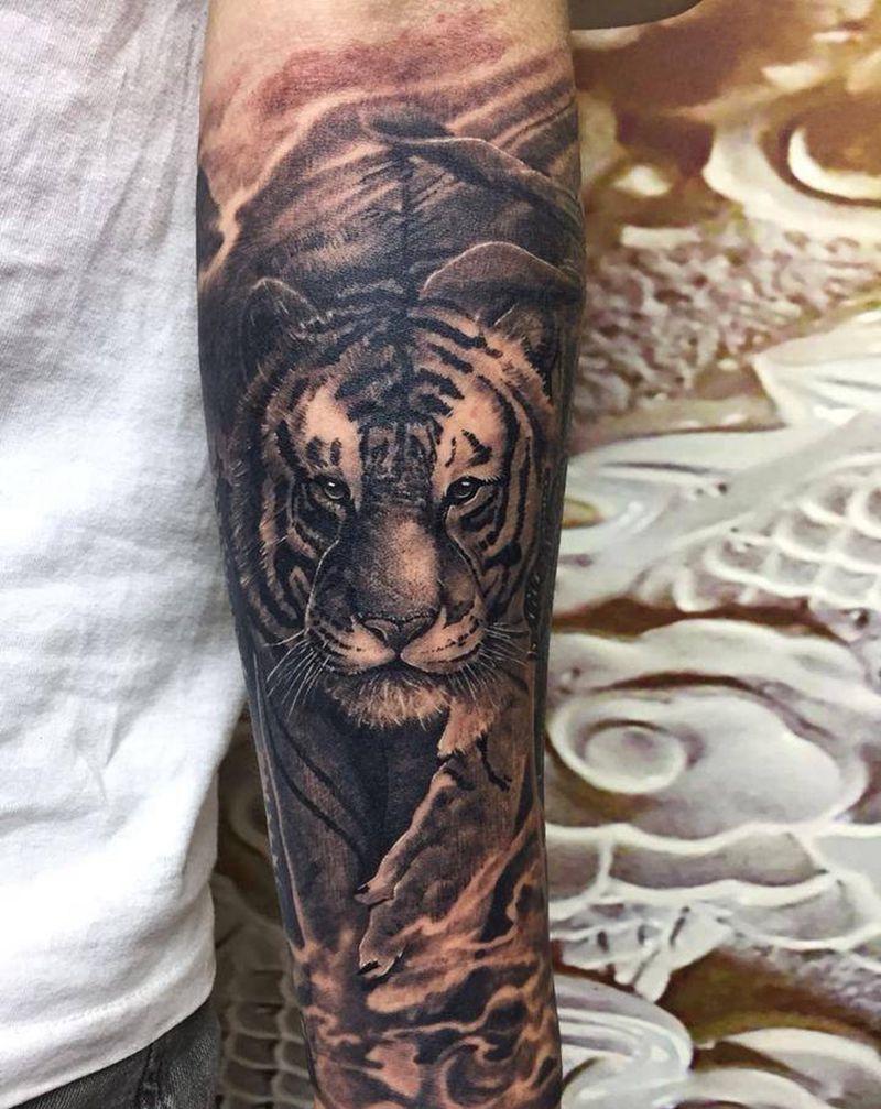 欧美小花臂纹身图片_手臂欧美写实纹身图案