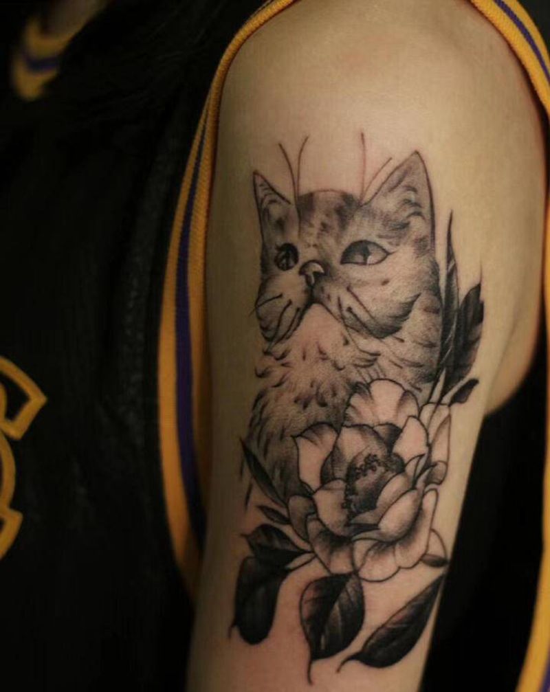 遮盖小疤痕纹身图片_手臂欧美写实纹身图案