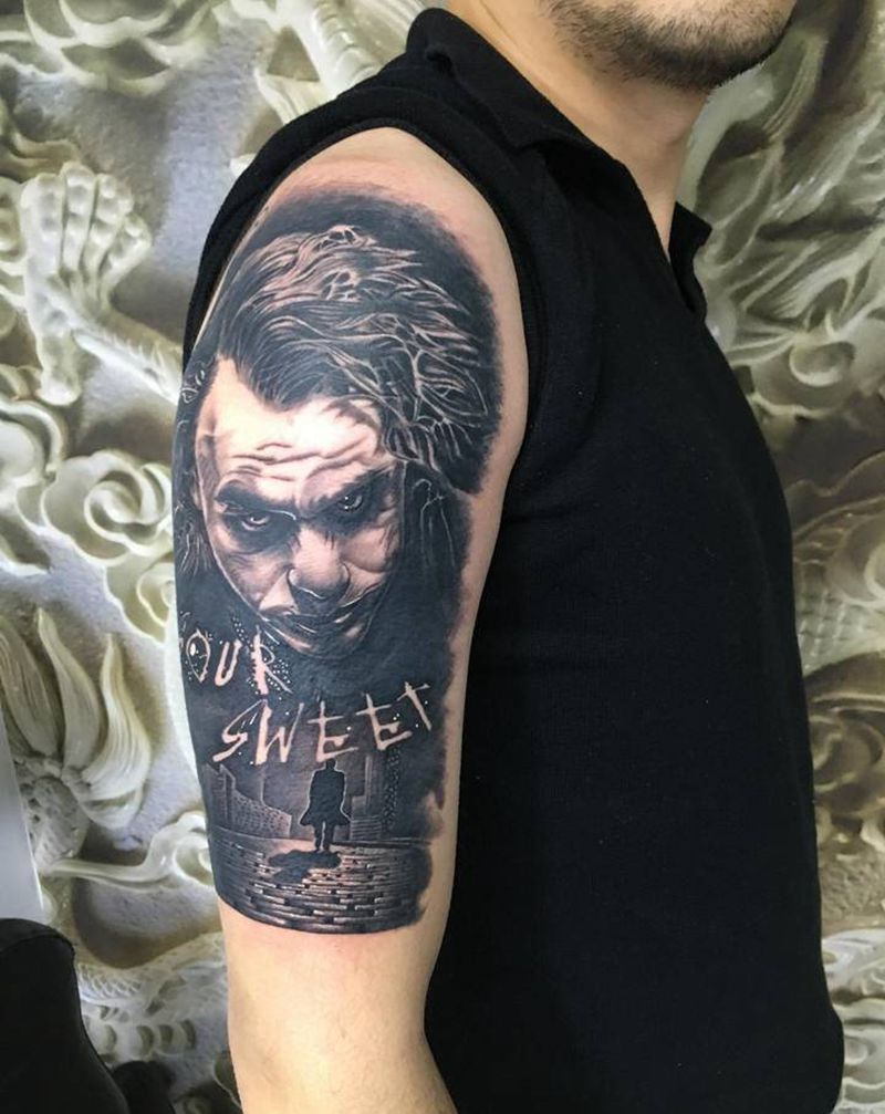 小丑纹身图片_手臂欧美写实纹身图案