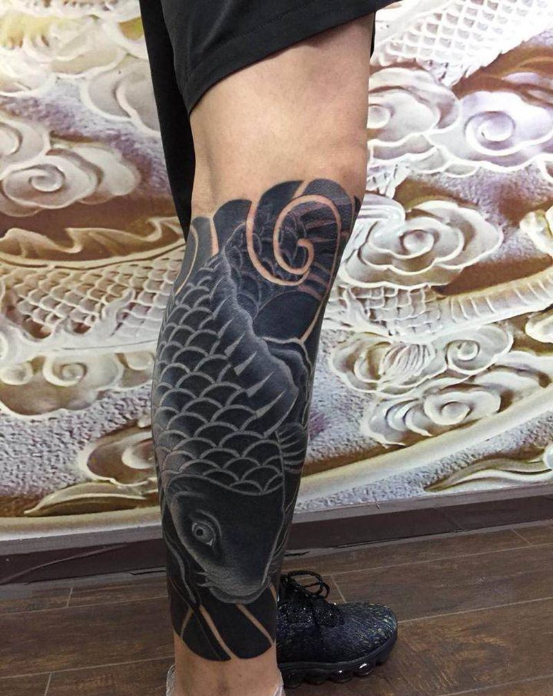 暴力遮盖纹身图片_脚部新传统纹身图案