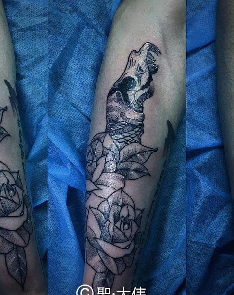 花纹身 骷髅头19.5.16纹身图片_手臂点刺欧美纹身图案