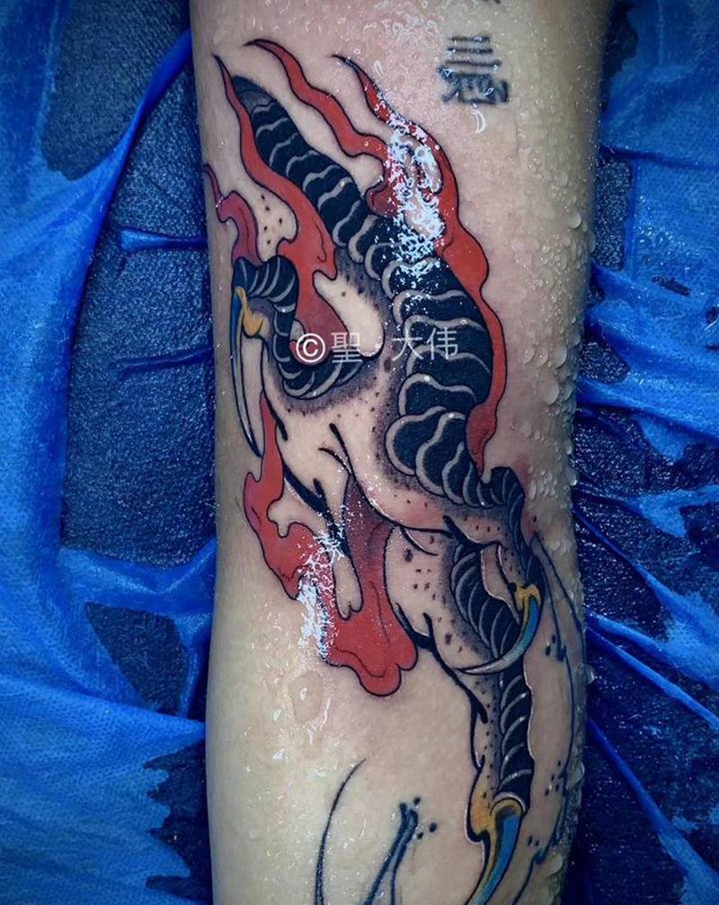 龙纹身龙爪纹身纹身图片_手臂新传统New School龙爪纹身图案