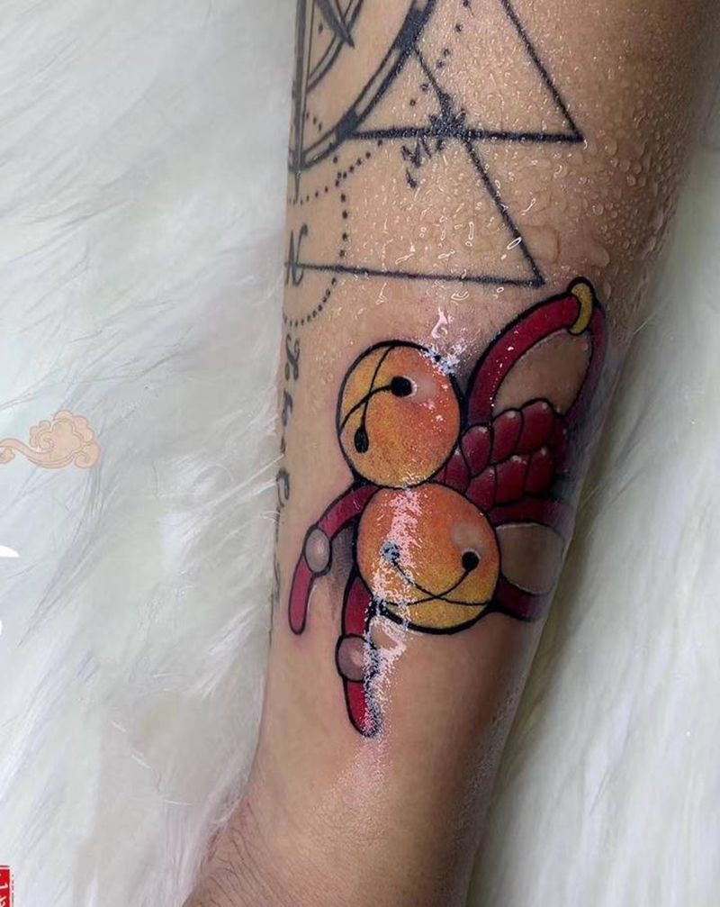 铃铛纹身 欧美纹身纹身图片_手臂Old SchoolNew School铃铛。纹身图案