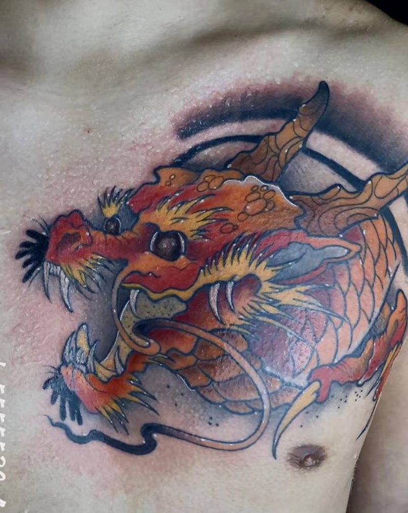 龙头纹身纹身图片_胸部新传统New School龙头纹身图案