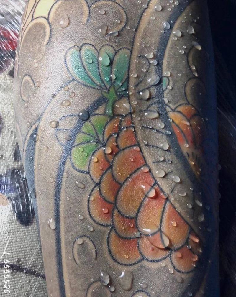 老传统纹身图片_腿部老传统纹身图案