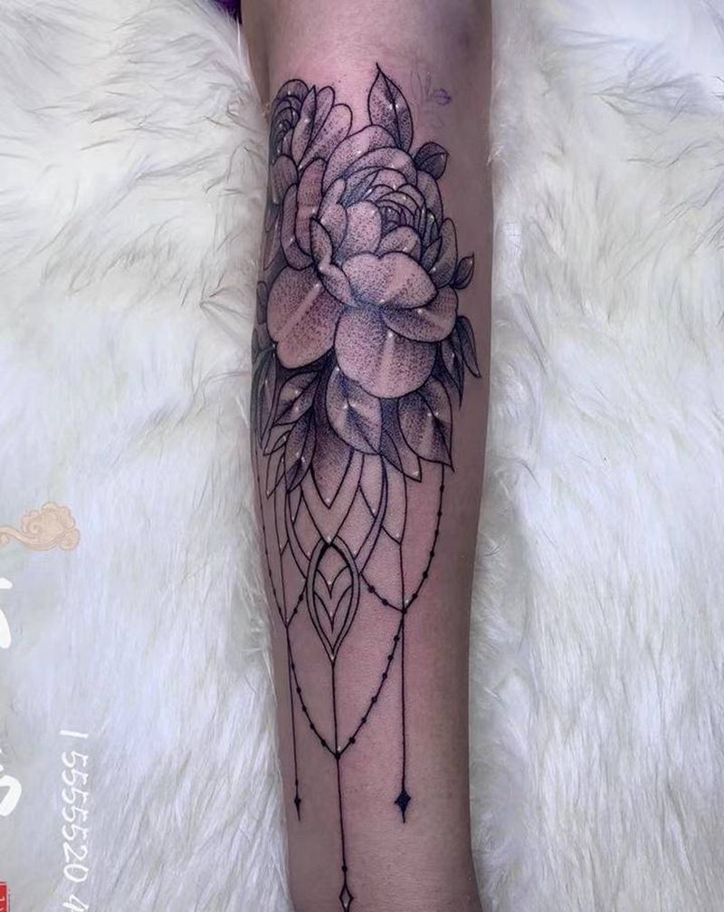 素花点刺纹身图片_手臂点刺花纹身图案