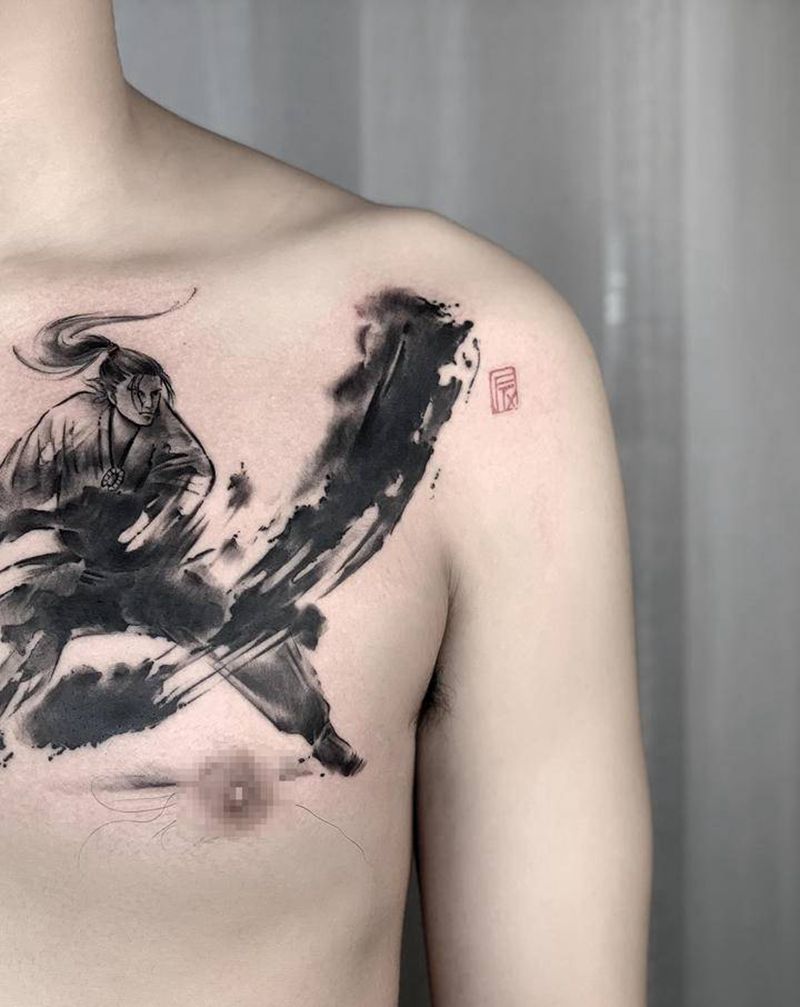 武士纹身图片_胸部肩部水墨老传统纹身图案