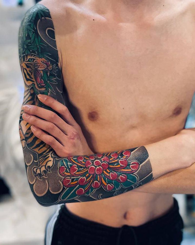 老花臂了纹身图片_老传统纹身图案