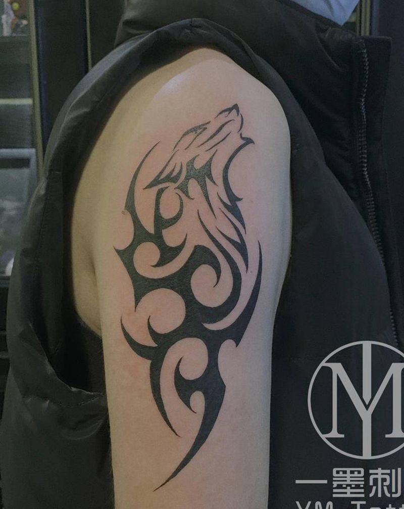 图腾纹身图片_肩部图腾纹身图案