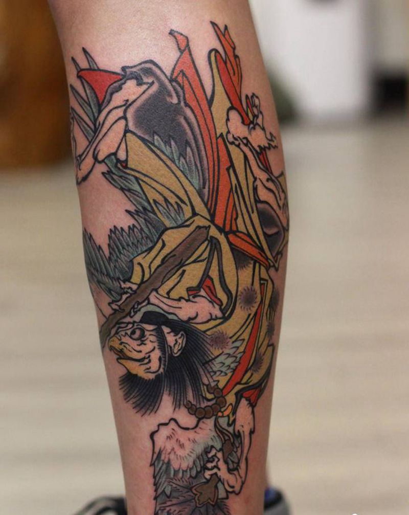 大鹏鸟纹身图片_腿部老传统新传统纹身图案