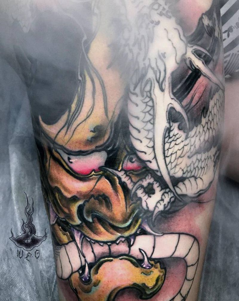 般若御龙纹身图片_腿部纹身图案