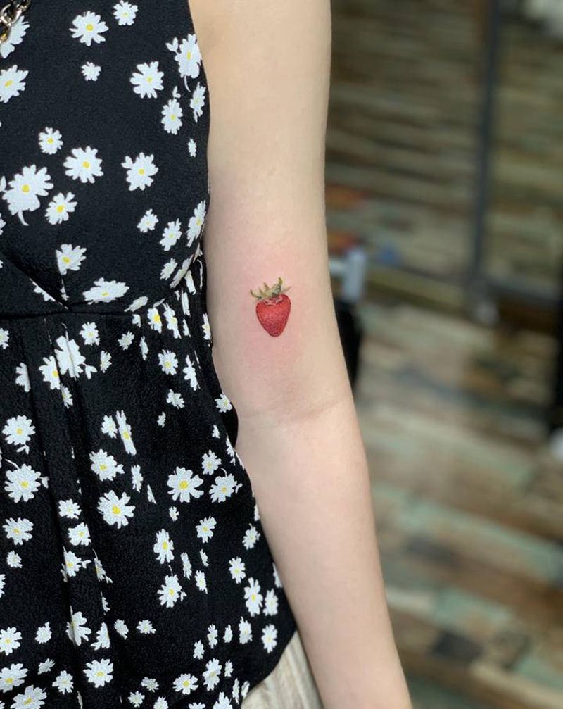 草莓纹身纹身图片_手臂New School纹身图案