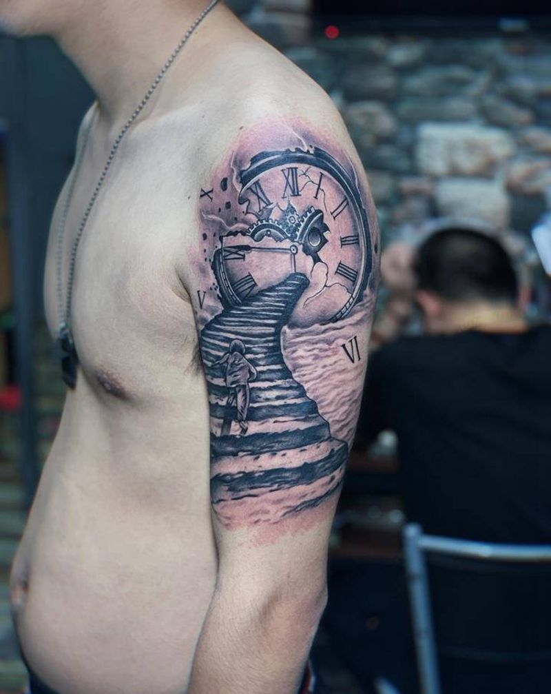 欧美写实时钟纹身纹身图片_手臂欧美写实纹身图案