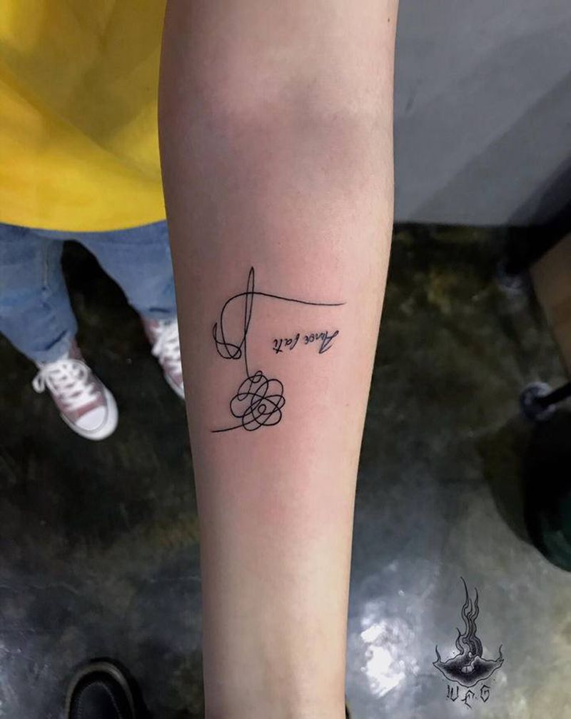 小图纹身图片_手部纹身图案