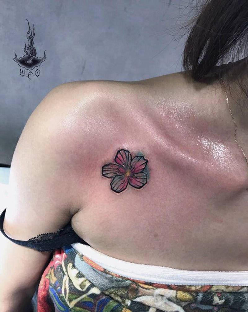 修改花纹身图片_肩部纹身图案