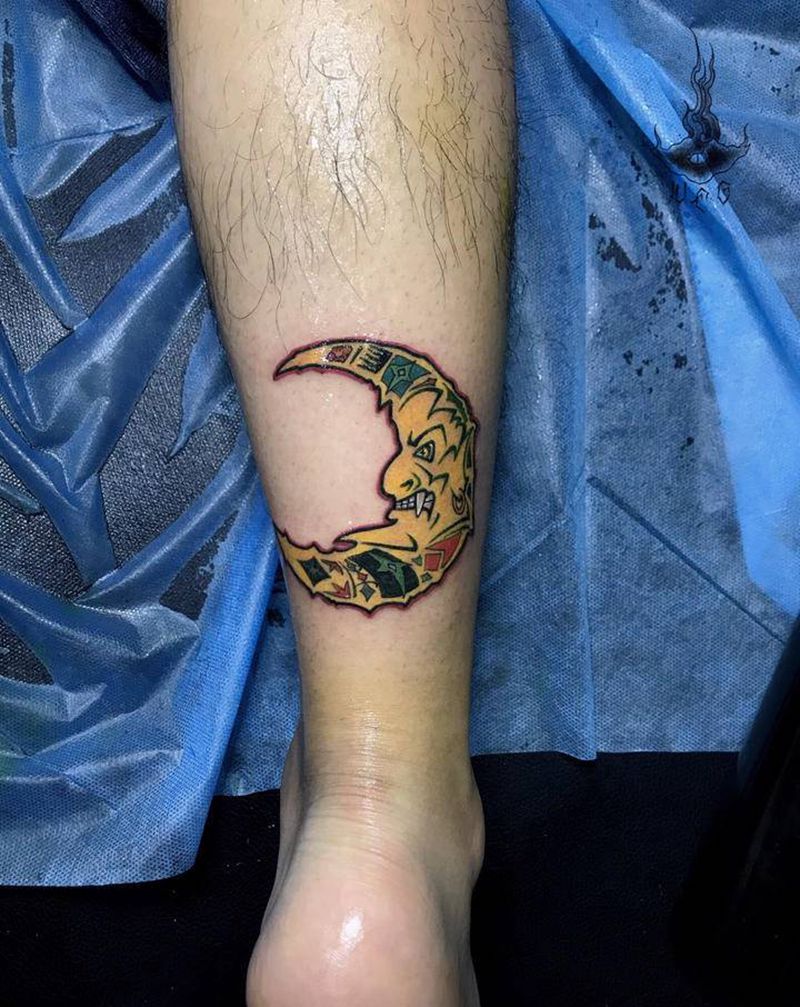 月亮纹身图片_腿部纹身图案