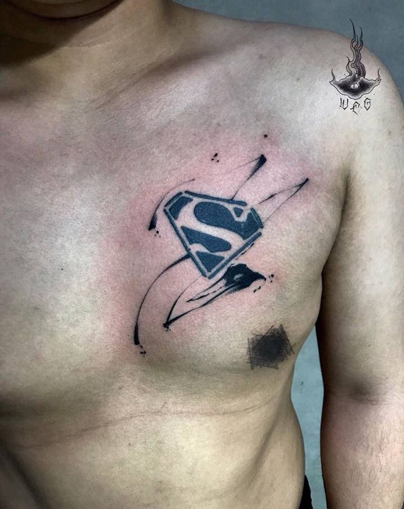 遮盖纹身图片_胸部纹身图案