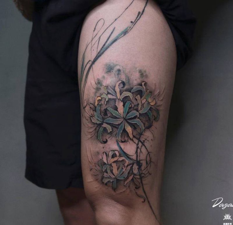 彼岸花纹身图片_腿部水墨水彩笔触泼墨纹身图案