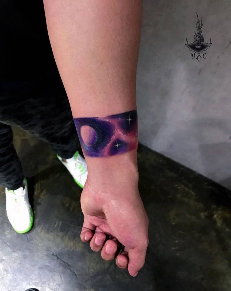 星空纹身图片_手部纹身图案