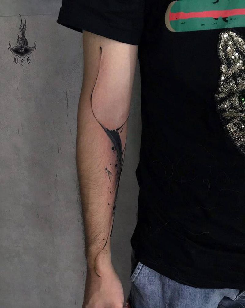 水墨遮盖纹身图片_手部纹身图案