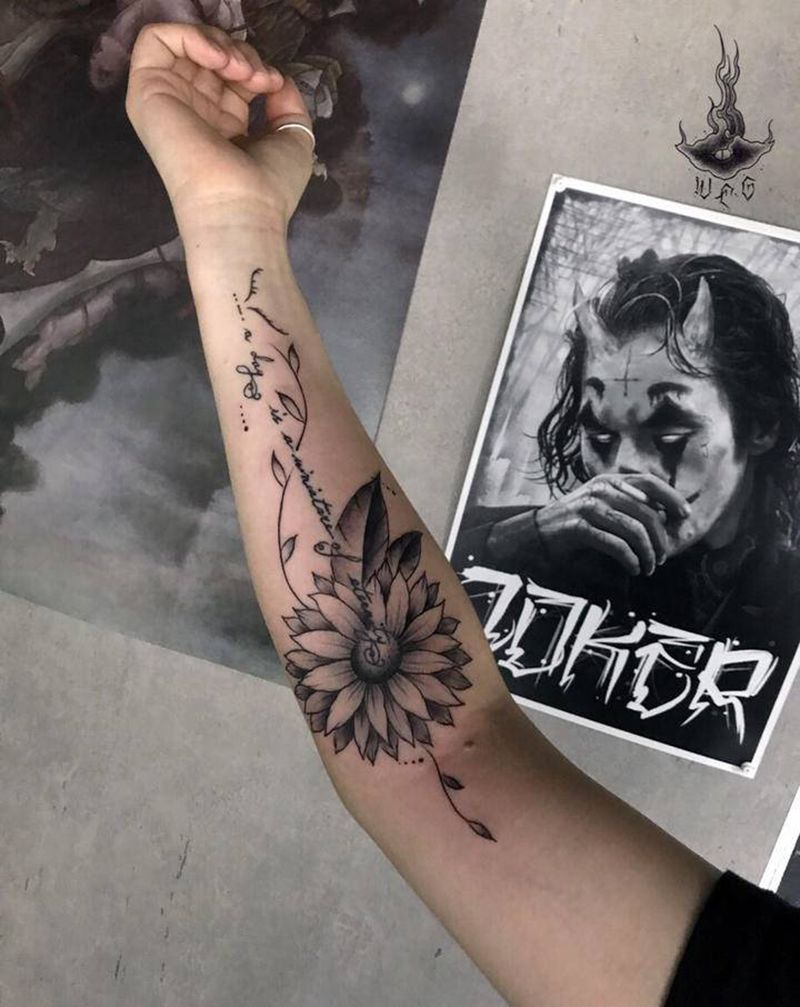 添加纹身图片_手部纹身图案