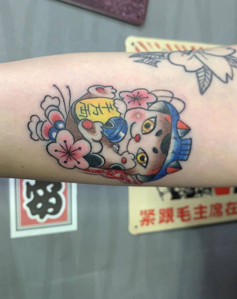 招财猫纹身图片_手臂新传统纹身图案