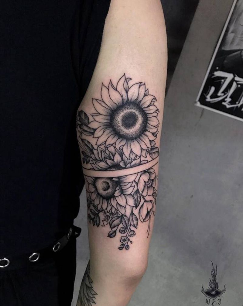 向日葵纹身图片_手部纹身图案