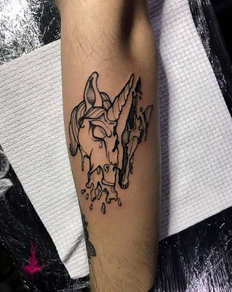 独角兽纹身图片_手部纹身图案