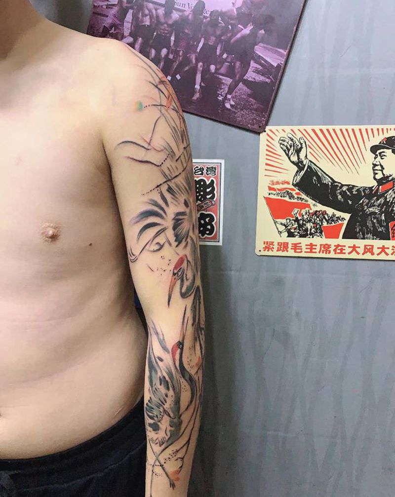 鹤纹身图片_手臂水墨纹身图案