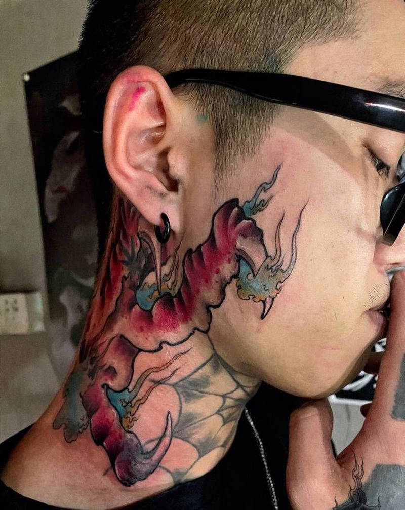 龙爪纹身图片_颈部纹身图案