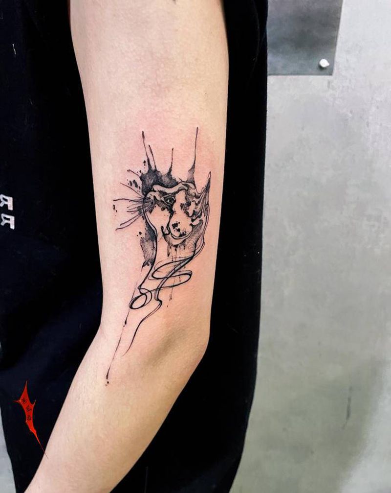 盖疤纹身图片_手部纹身图案